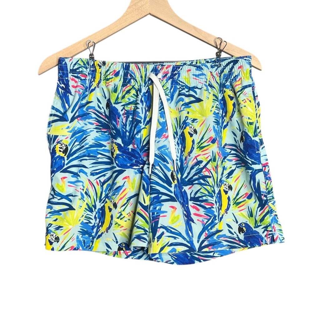 Chubbies Tropical Parrot Print Swim Trunks 5.5” Inseam Size Medium